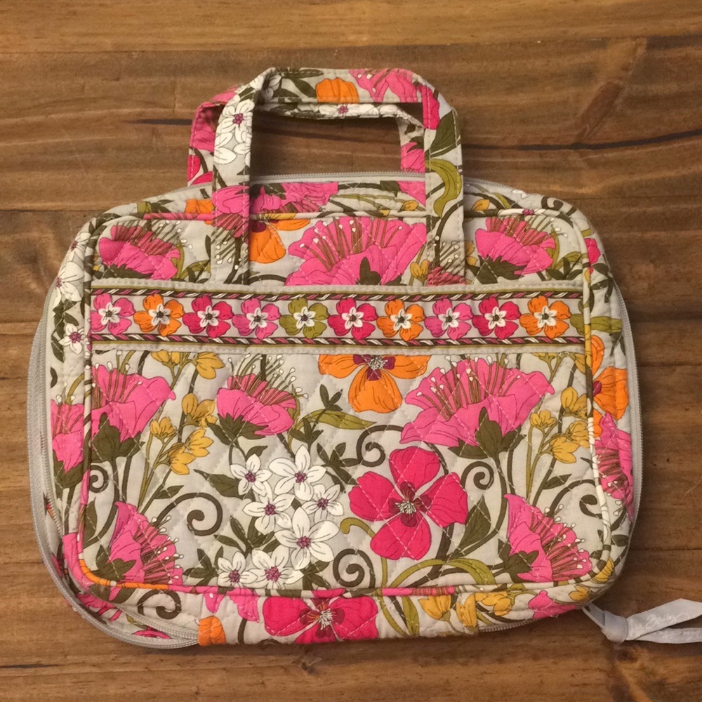 Vera Bradley "Good Book" cover in Tea Garden